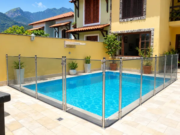 Empresa de Cercas de proteção para piscinas na Barra da Tijuca